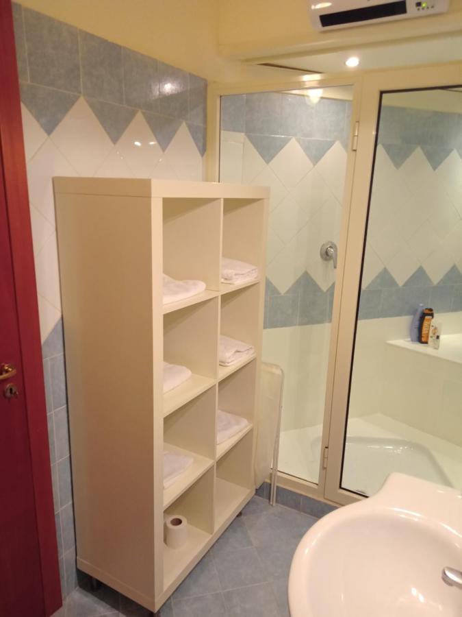 נאפולי Beb Maryposa Appartment מראה חיצוני תמונה