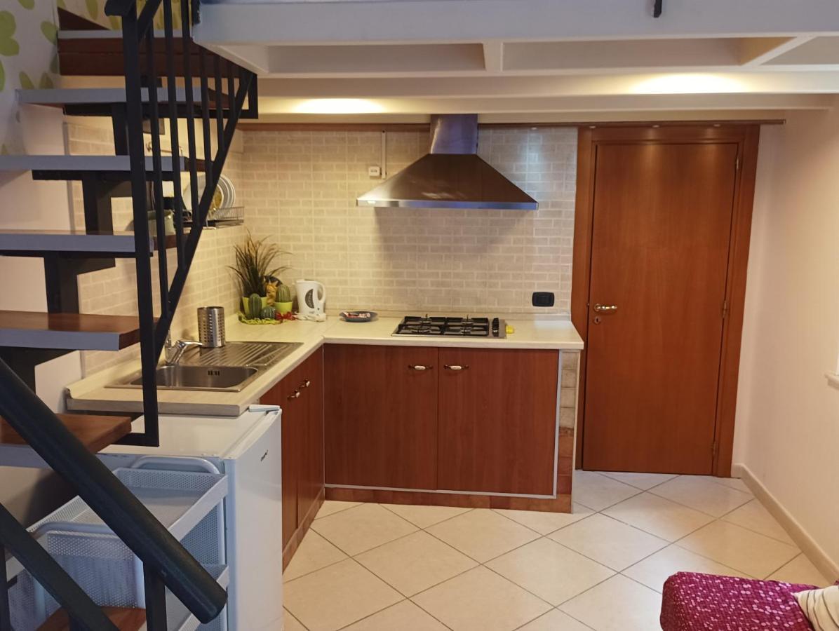 נאפולי Beb Maryposa Appartment מראה חיצוני תמונה